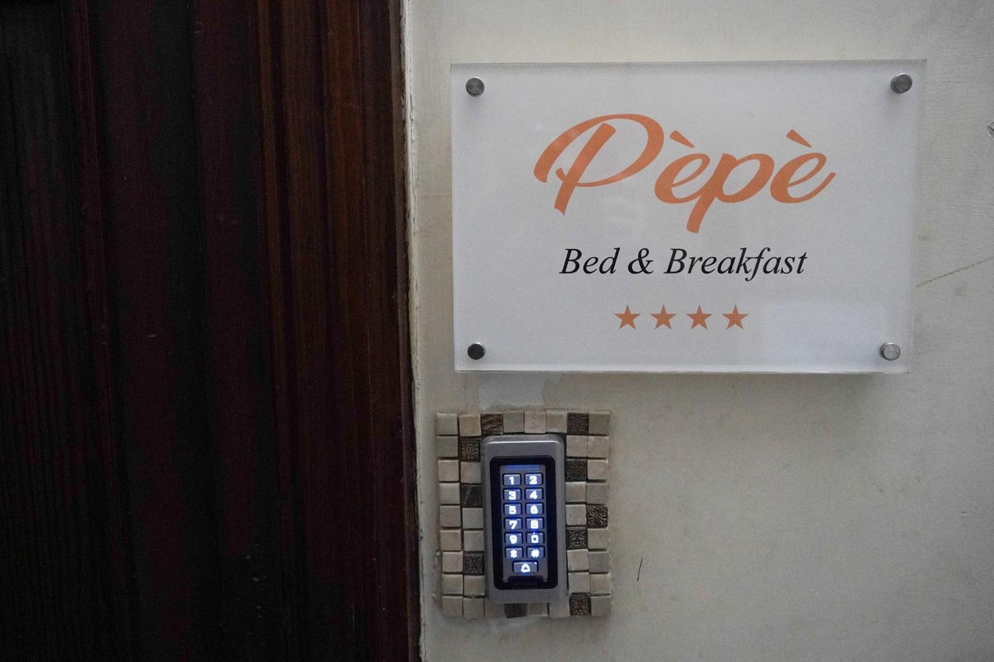 Pepe Bed & Breakfast Nápoles Exterior foto